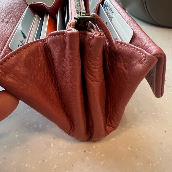 Bottega Veneta Vintage RARE Pink Wallet 196307 - Picture 2 of 9